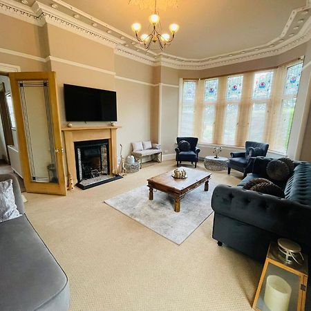 Carlibar Villa Barrhead Bagian luar foto