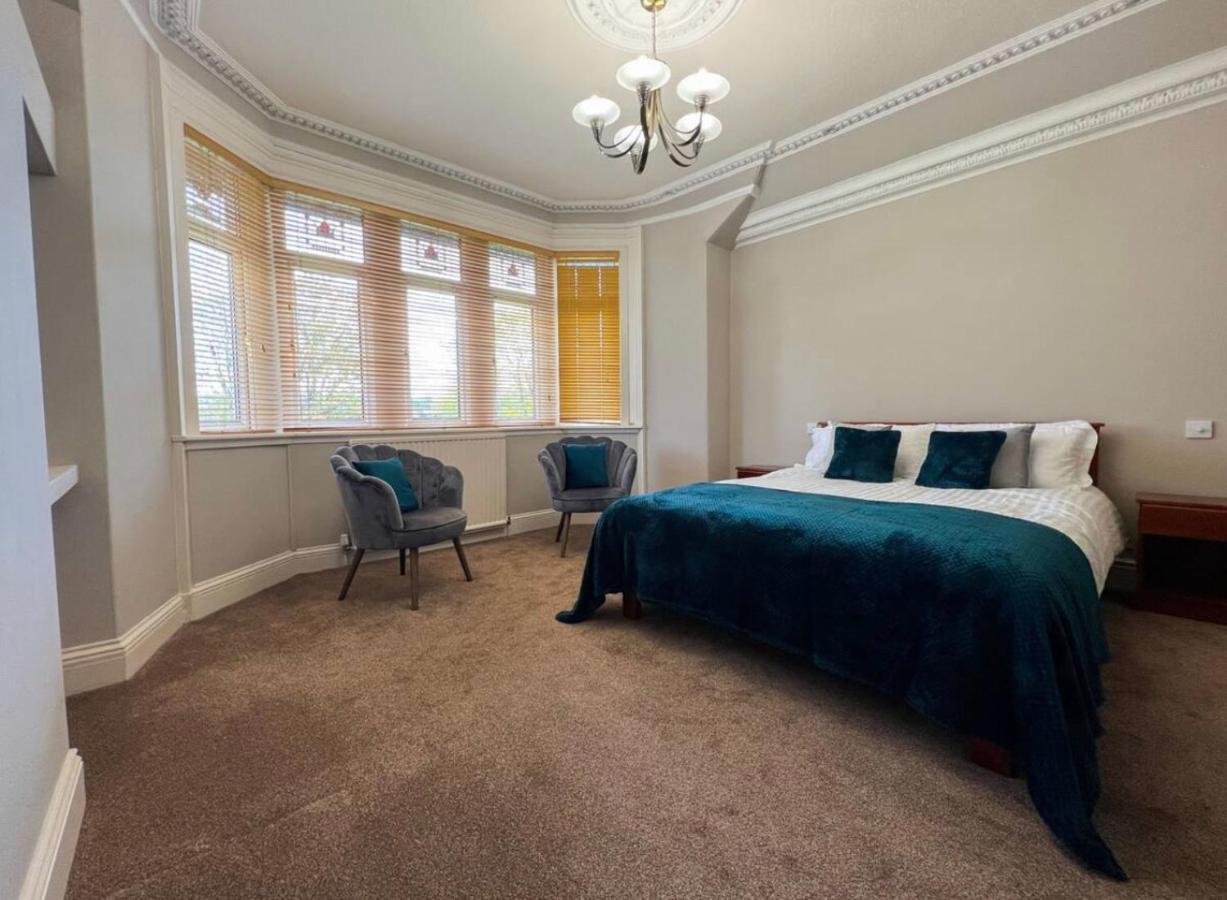 Carlibar Villa Barrhead Bagian luar foto