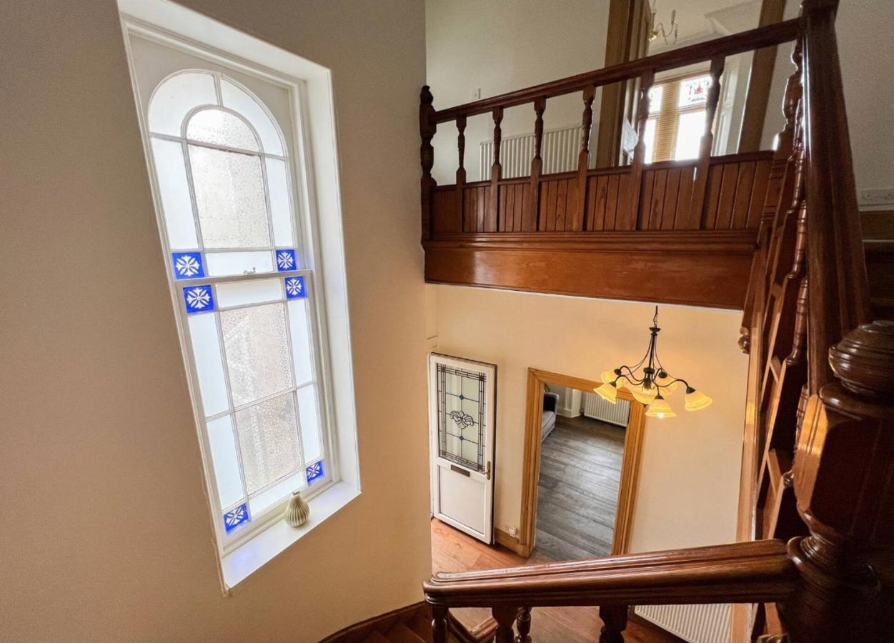 Carlibar Villa Barrhead Bagian luar foto