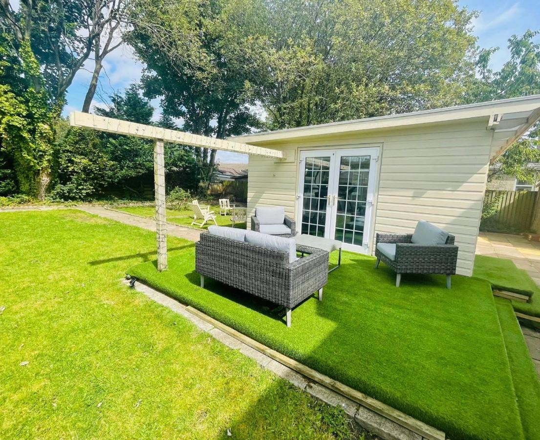Carlibar Villa Barrhead Bagian luar foto