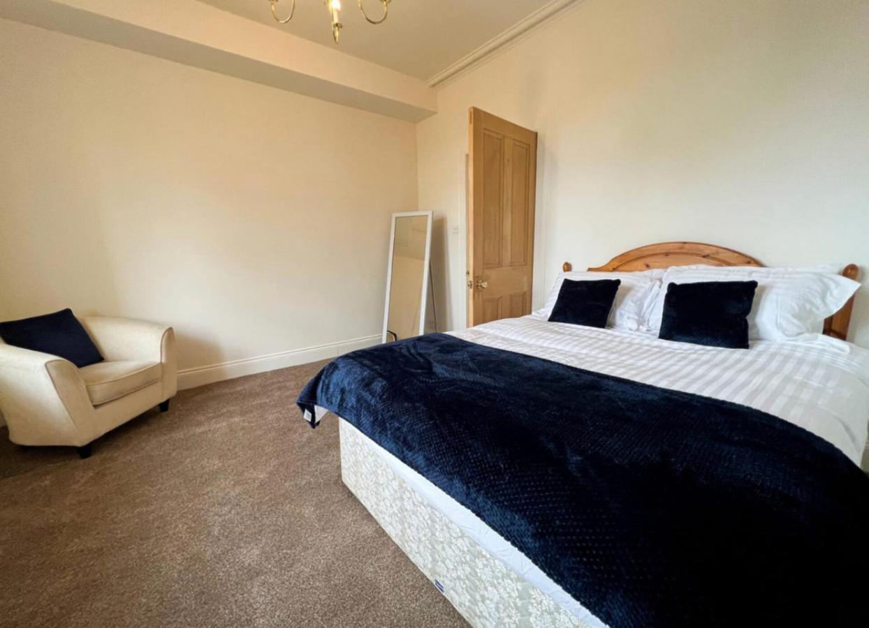 Carlibar Villa Barrhead Bagian luar foto